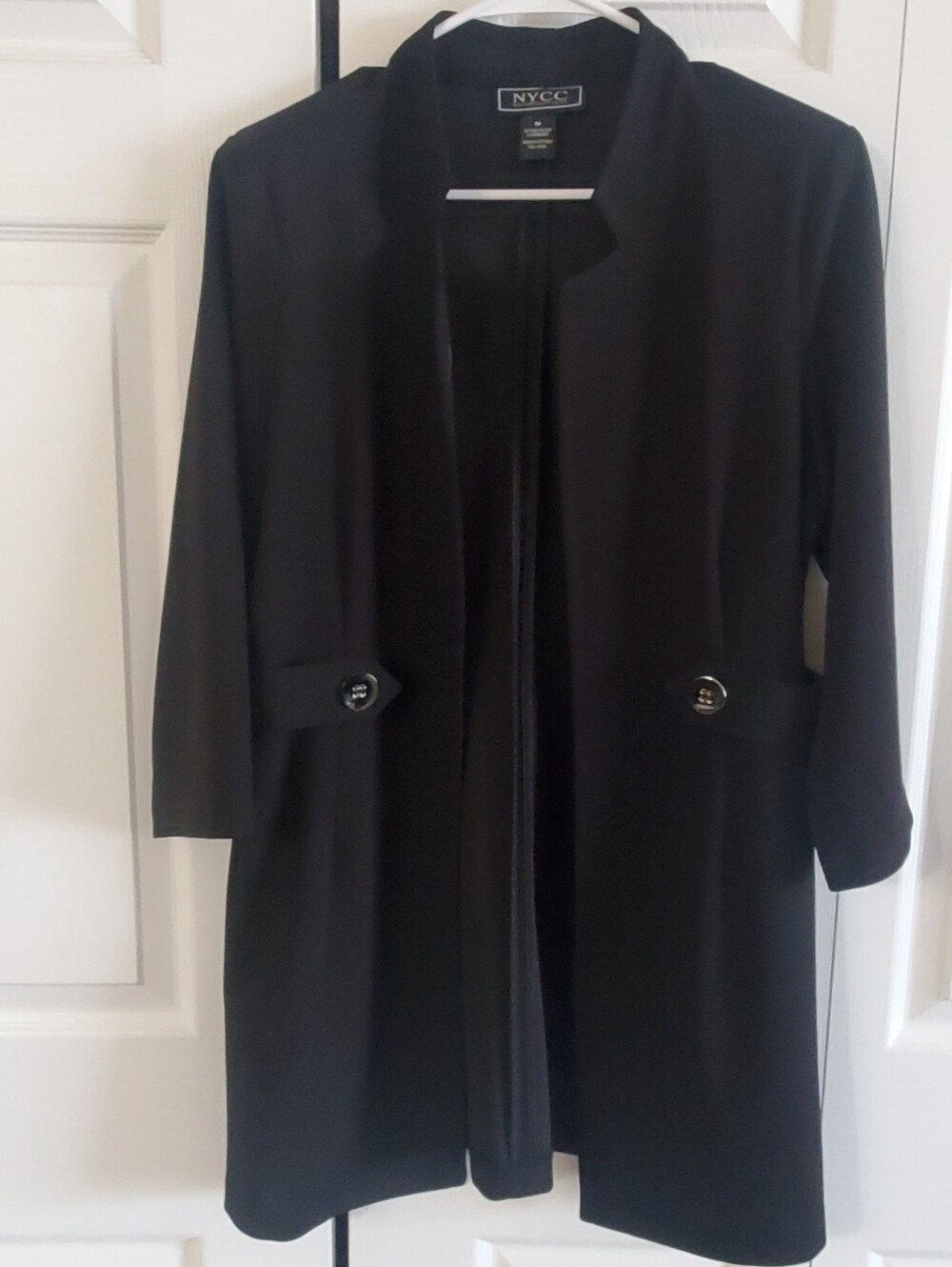 NYCC MED BLACK NEWER. OPEN FRONT MID LENGHT. JACKET. SHOULDER PADS. OFFICE WORK
